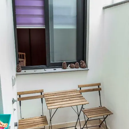 Edelmira Apartament *